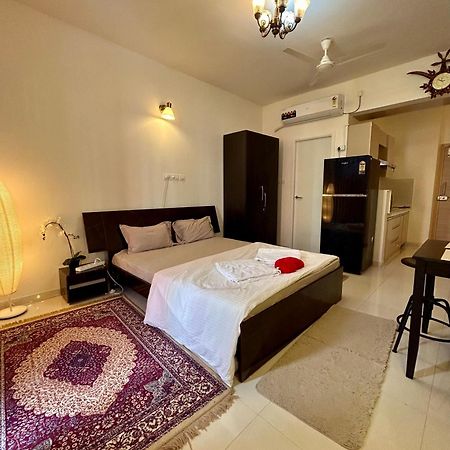 Good Stay Pool View Stylish Studio Apartment,6Km From Airport, 307 Dabolim Exterior foto