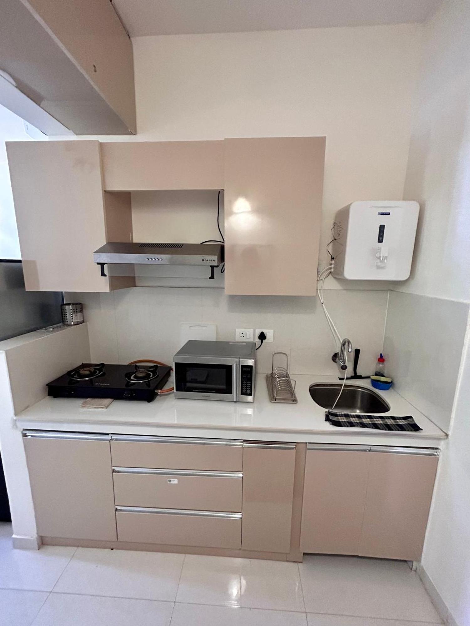 Good Stay Pool View Stylish Studio Apartment,6Km From Airport, 307 Dabolim Exterior foto
