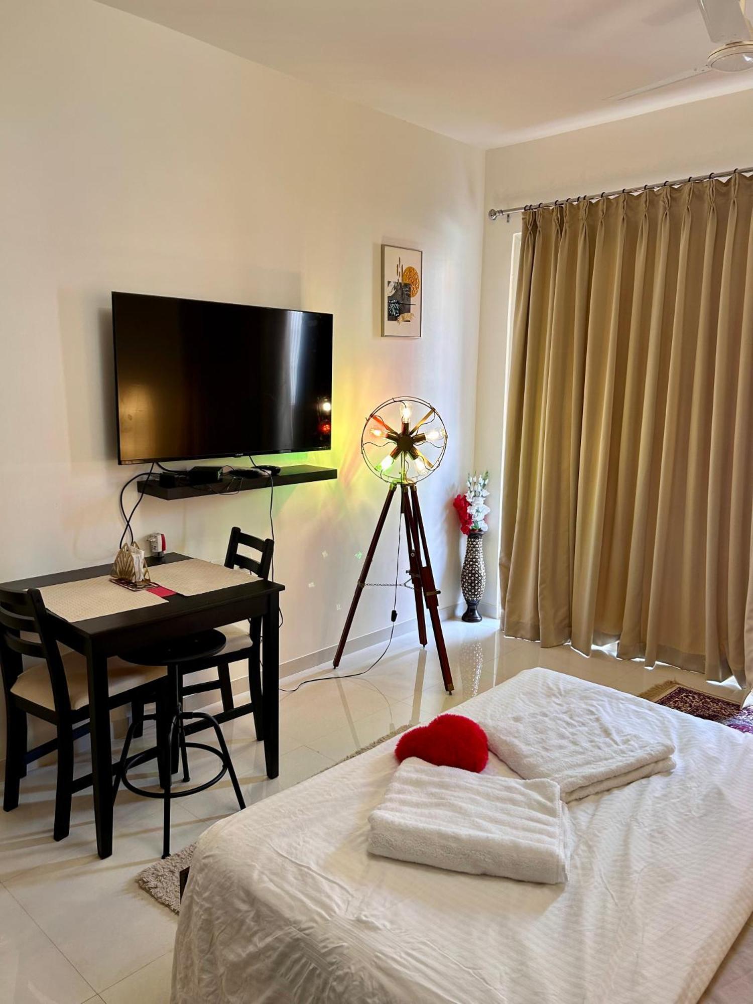 Good Stay Pool View Stylish Studio Apartment,6Km From Airport, 307 Dabolim Exterior foto