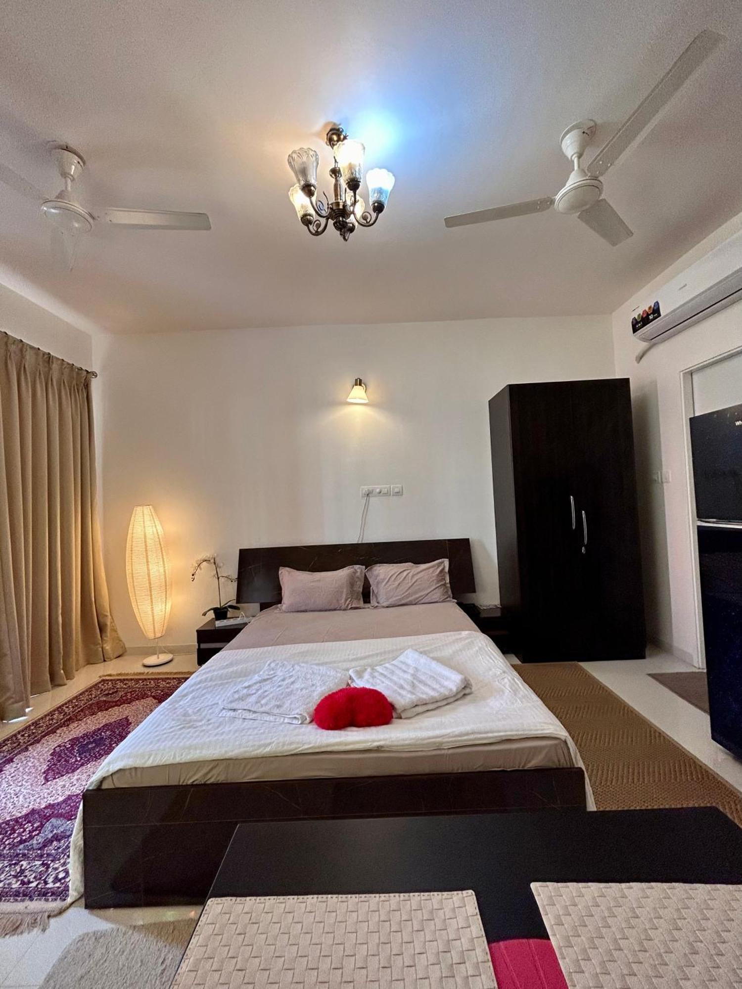 Good Stay Pool View Stylish Studio Apartment,6Km From Airport, 307 Dabolim Exterior foto