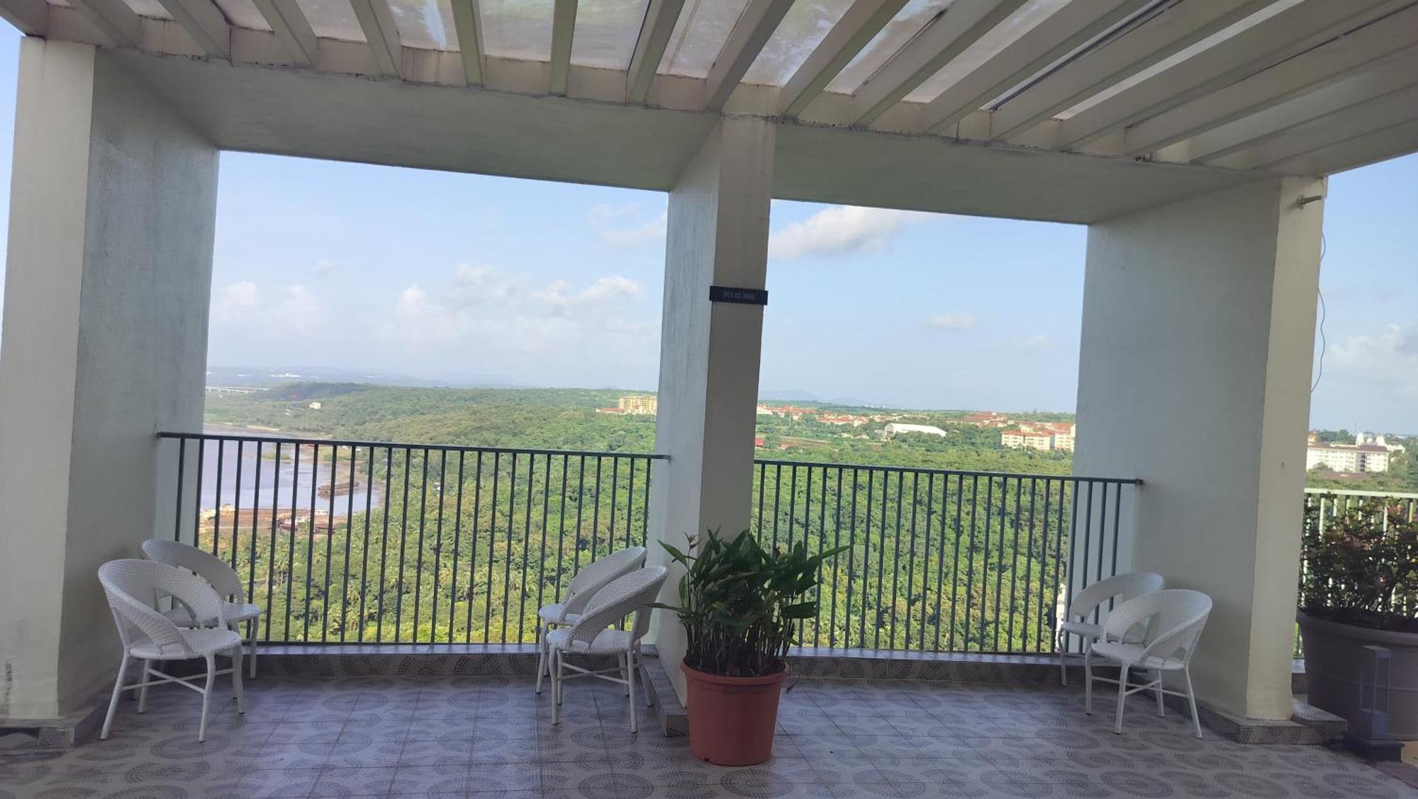 Good Stay Pool View Stylish Studio Apartment,6Km From Airport, 307 Dabolim Exterior foto