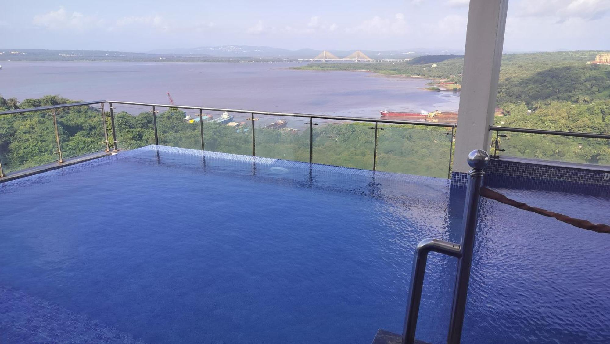 Good Stay Pool View Stylish Studio Apartment,6Km From Airport, 307 Dabolim Exterior foto